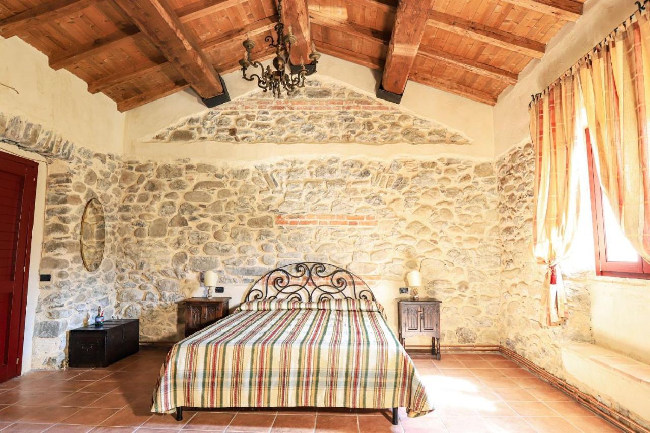 Agriturismo La Cascina Dei Chicchi Bagnone Экстерьер фото