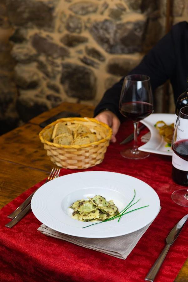 Agriturismo La Cascina Dei Chicchi Bagnone Экстерьер фото