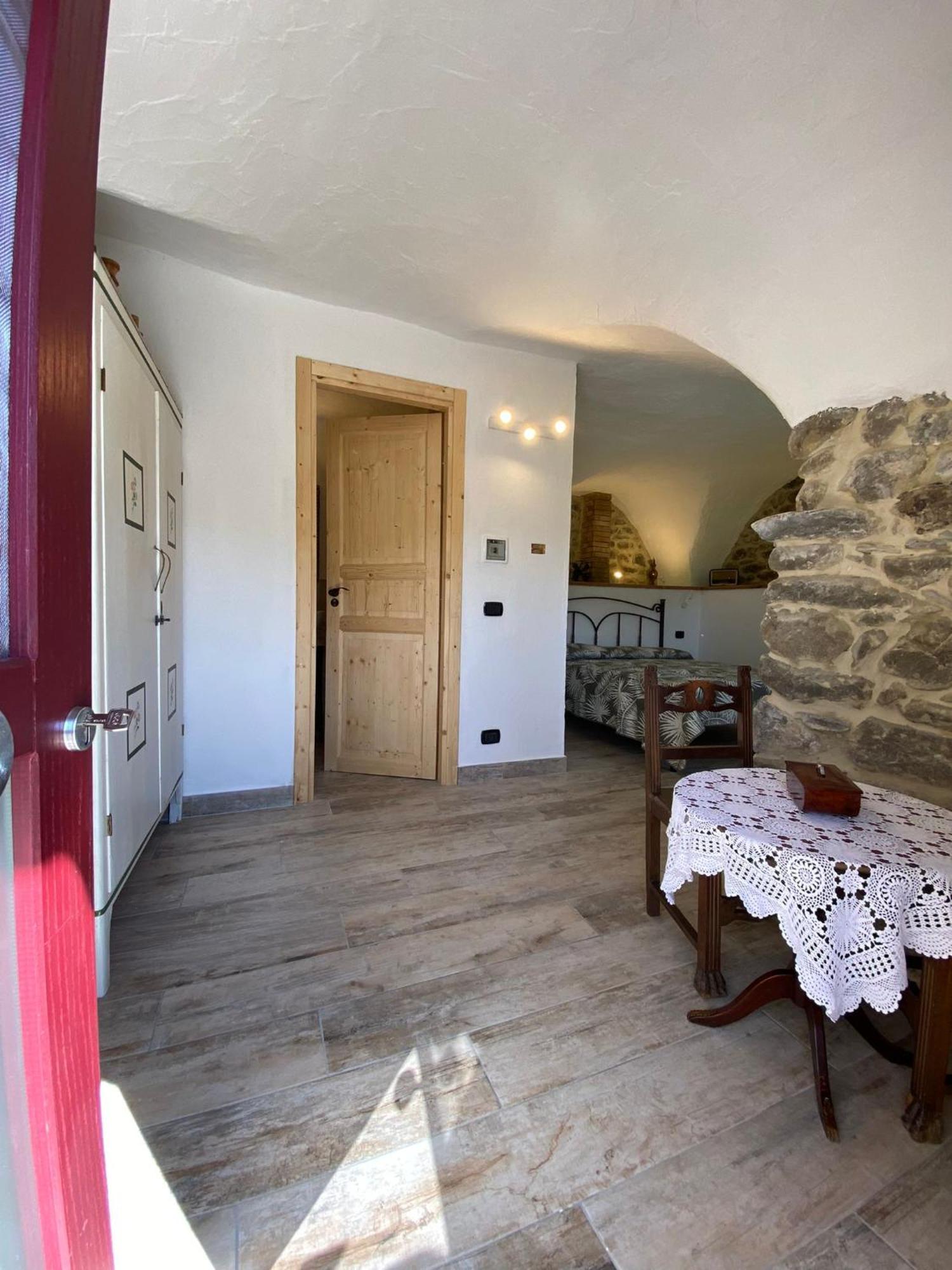 Agriturismo La Cascina Dei Chicchi Bagnone Экстерьер фото